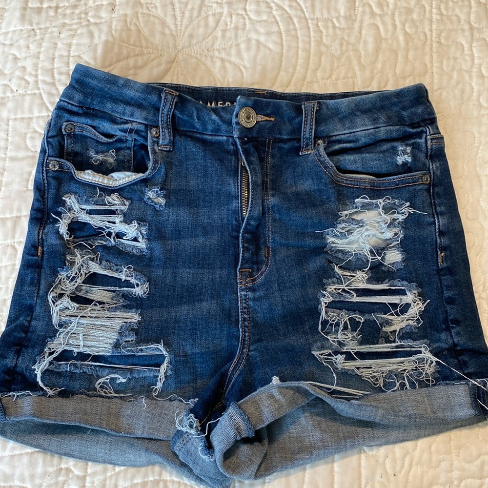 American Eagle jean shorts next level stretch. Sz 8